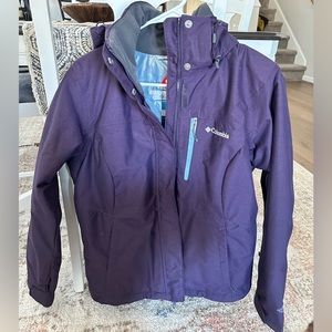 Columbia ski jacket - size M. Purple